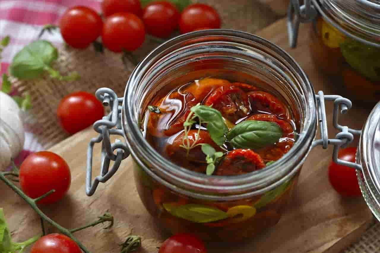 Preserving food in jars