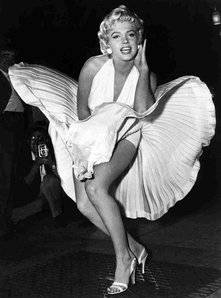 Marilyn monroe white dress